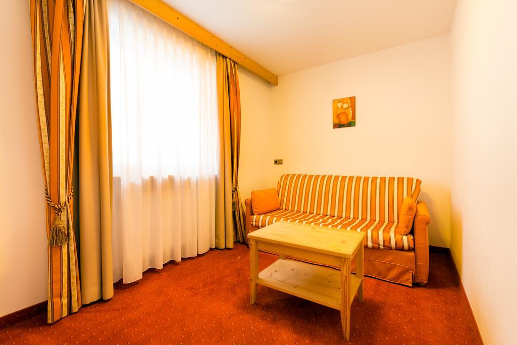 Hotel Schneeberg Family Spa Resort Ridanna Camera foto