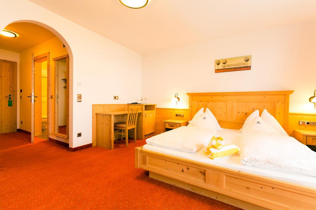 Hotel Schneeberg Family Spa Resort Ridanna Camera foto