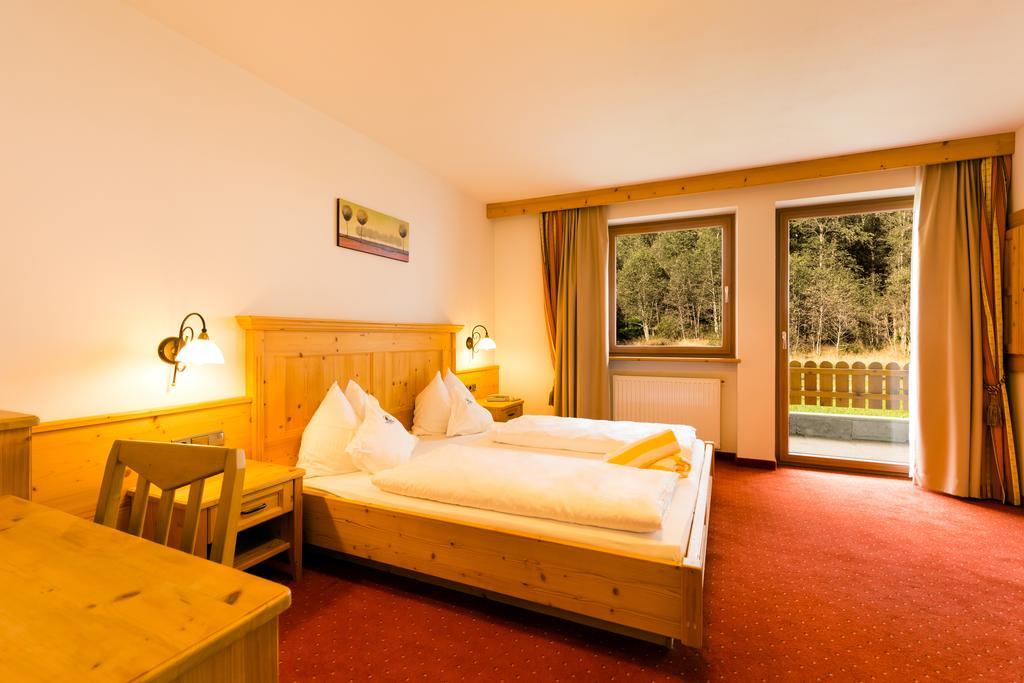 Hotel Schneeberg Family Spa Resort Ridanna Camera foto