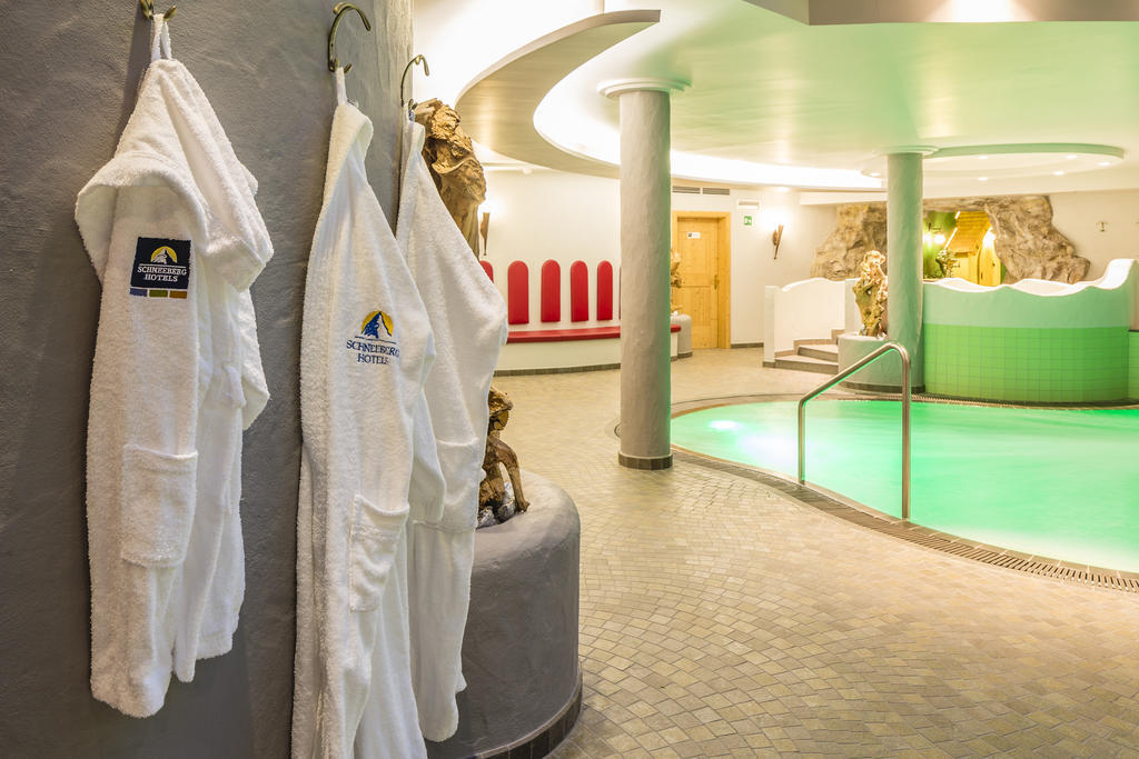 Hotel Schneeberg Family Spa Resort Ridanna Esterno foto