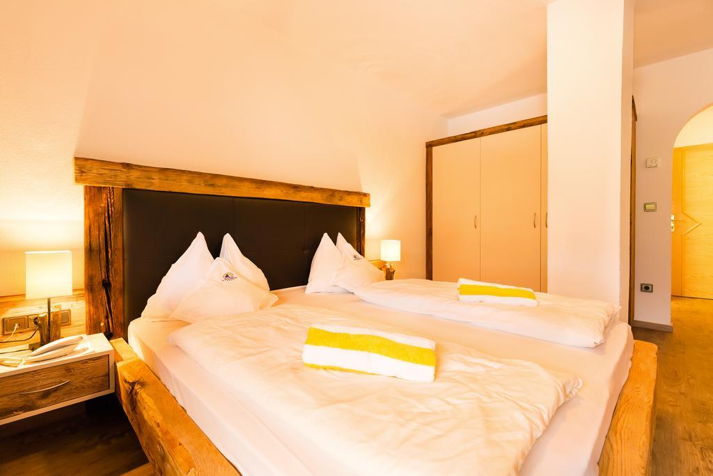 Hotel Schneeberg Family Spa Resort Ridanna Esterno foto